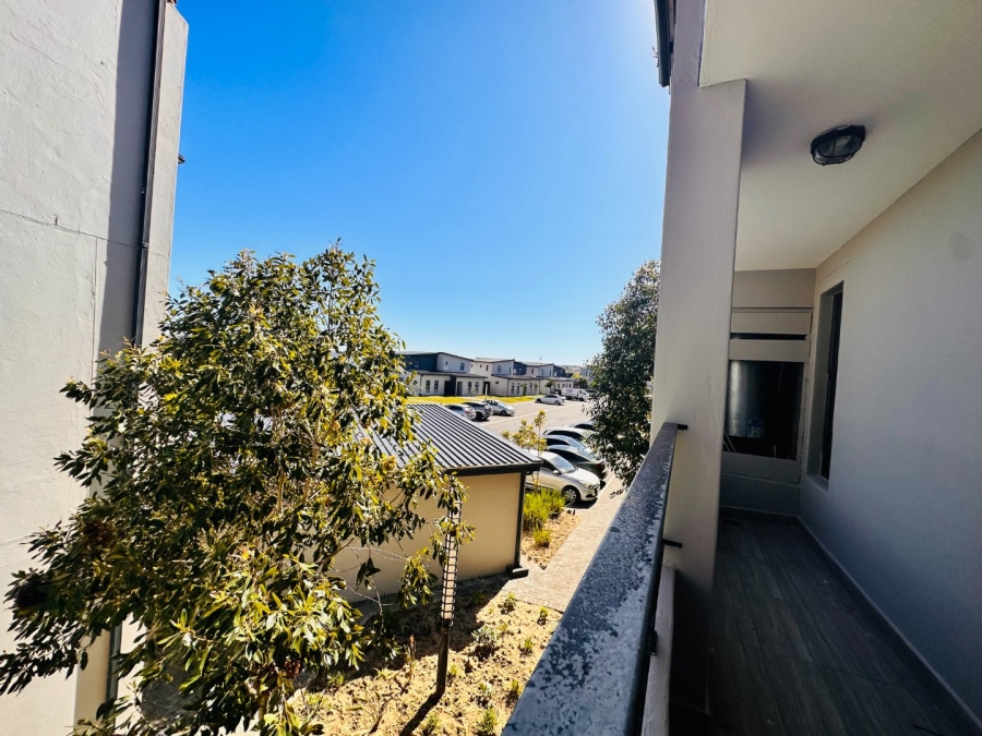 2 Bedroom Property for Sale in Parklands North Western Cape